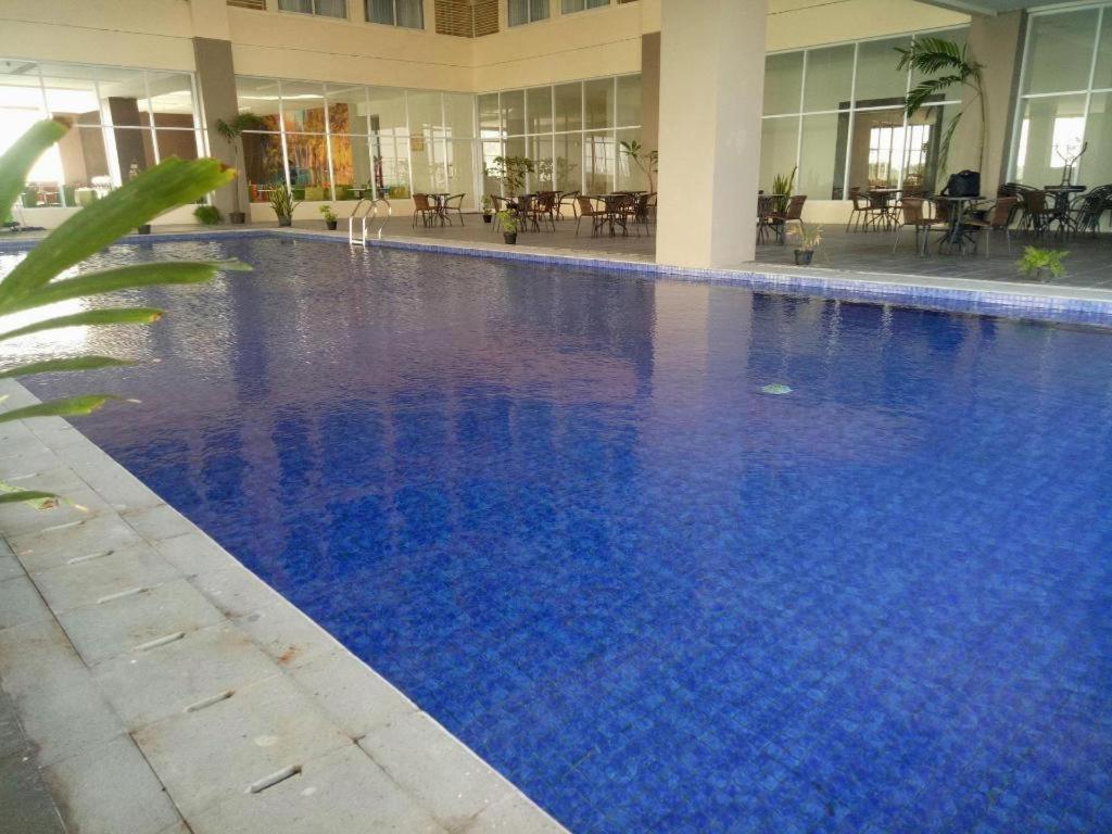 My Tower Hotel Surabaya Exterior photo