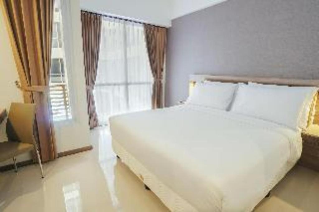 My Tower Hotel Surabaya Exterior photo