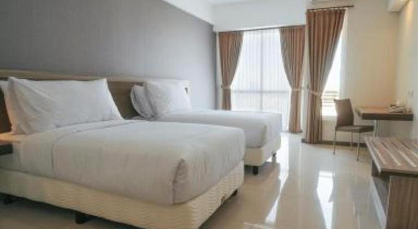 My Tower Hotel Surabaya Exterior photo