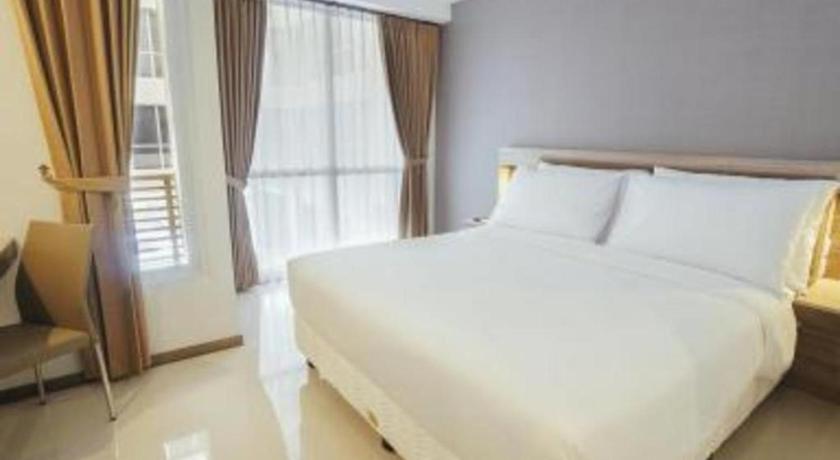 My Tower Hotel Surabaya Exterior photo