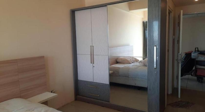 My Tower Hotel Surabaya Exterior photo